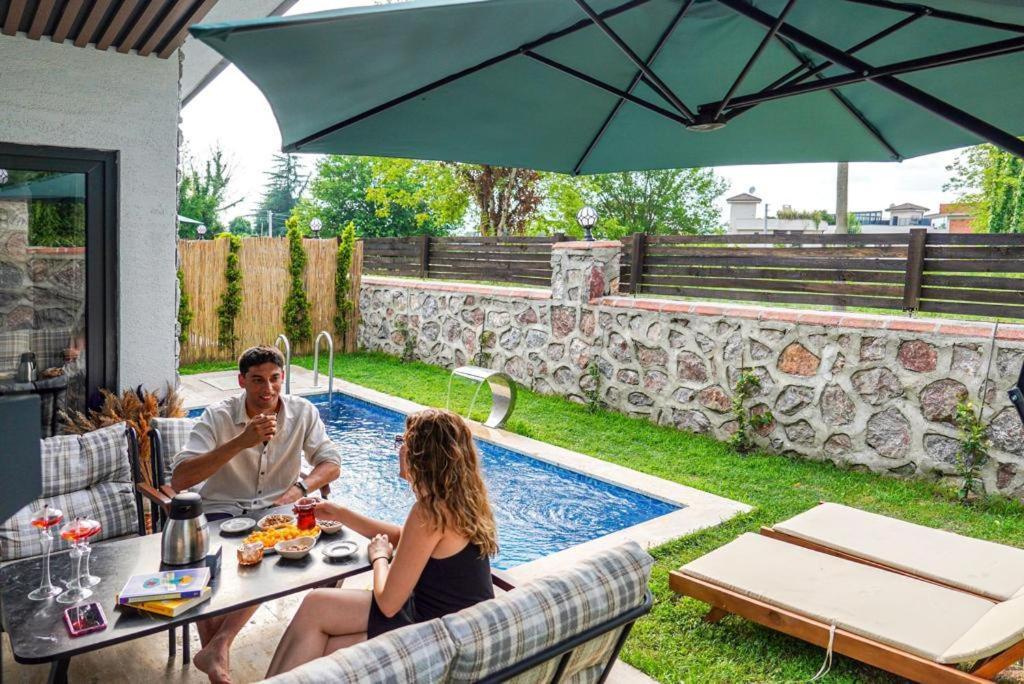 Vital Home Sapanca Isitmali Havuzlu Villa&Bungalov エクステリア 写真